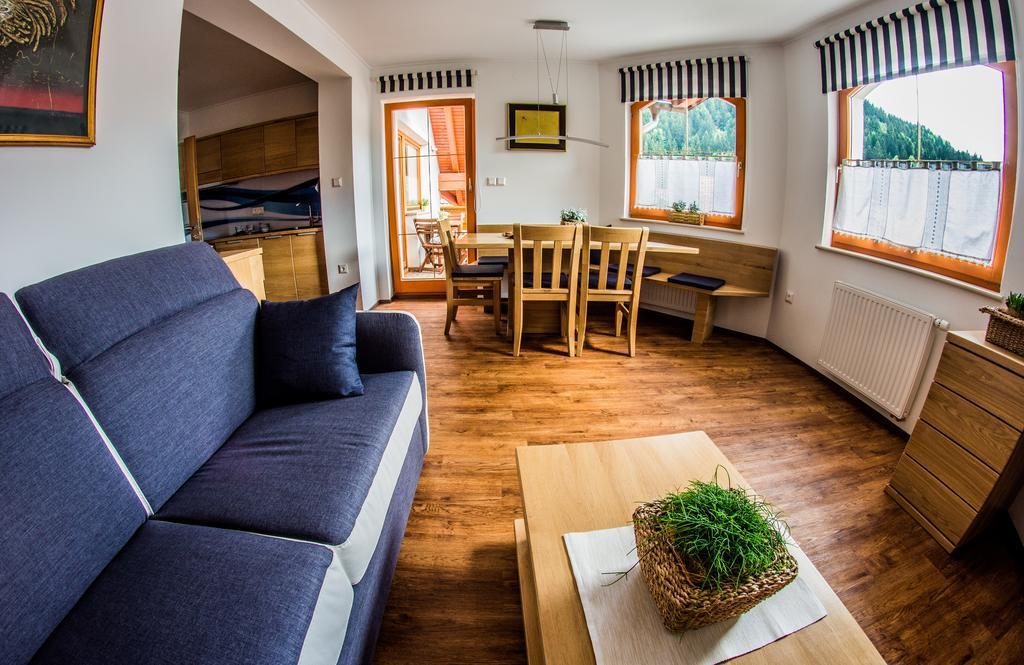 Apartments Bbi Luče Eksteriør billede